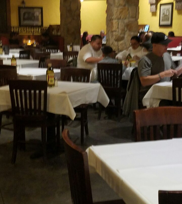 Romano's Macaroni Grill