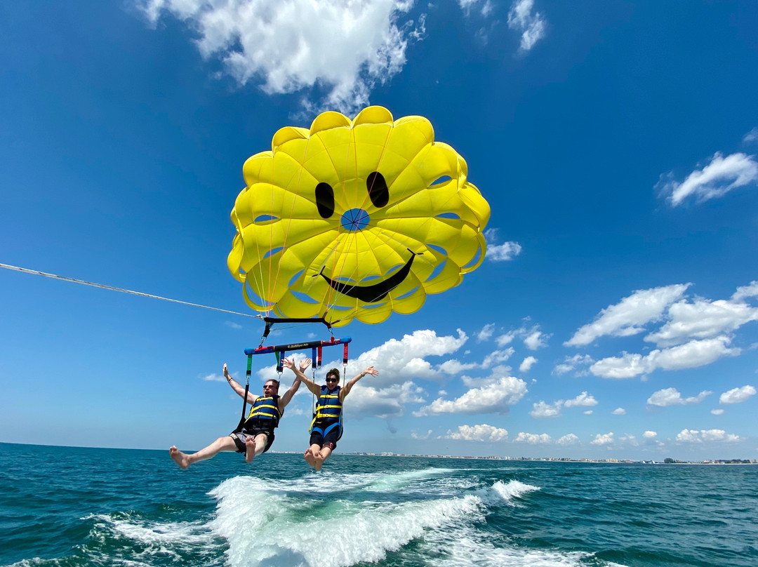 Parasailing The Pass-特雷热岛必去景点