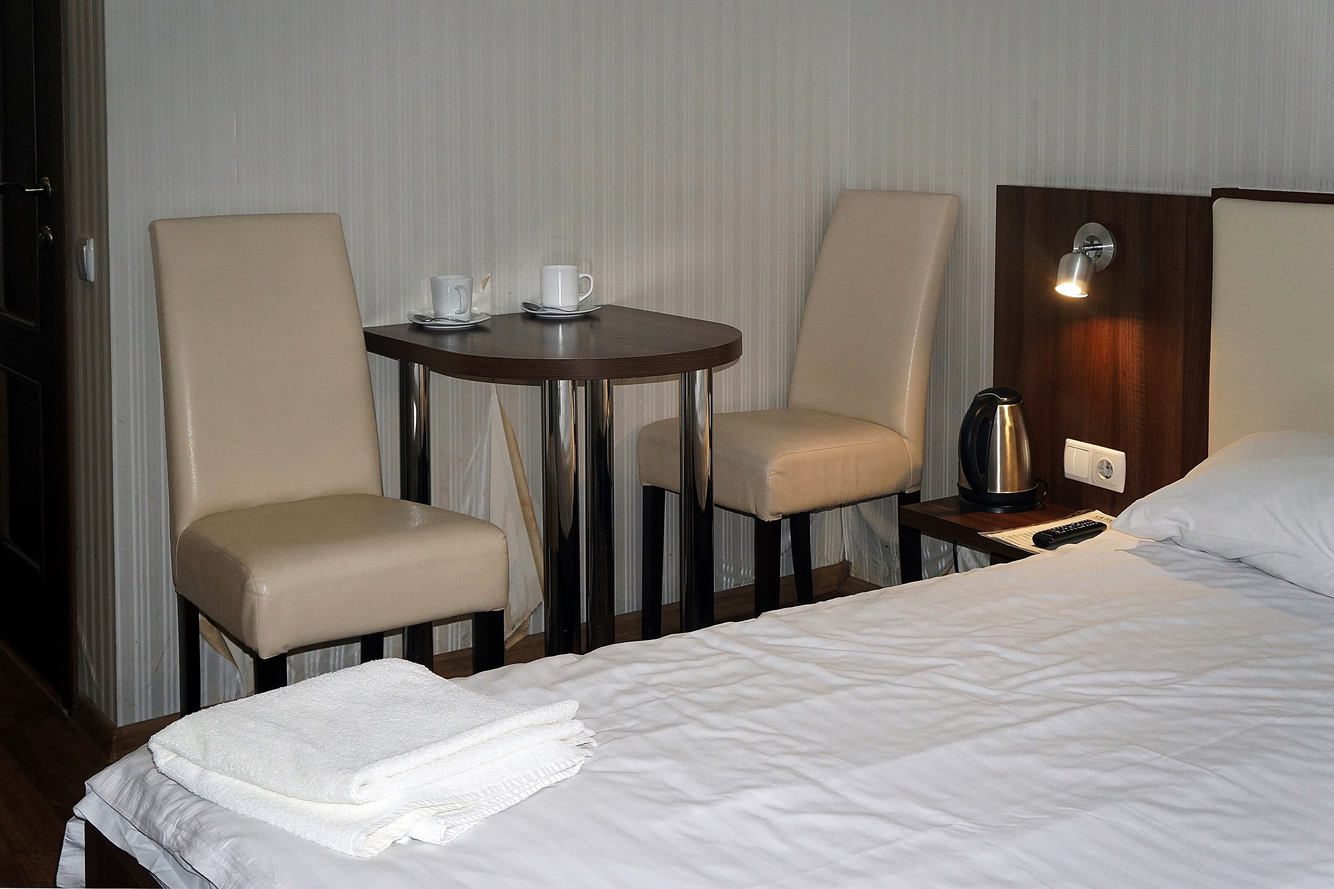 Tri Korony Hotel-官方