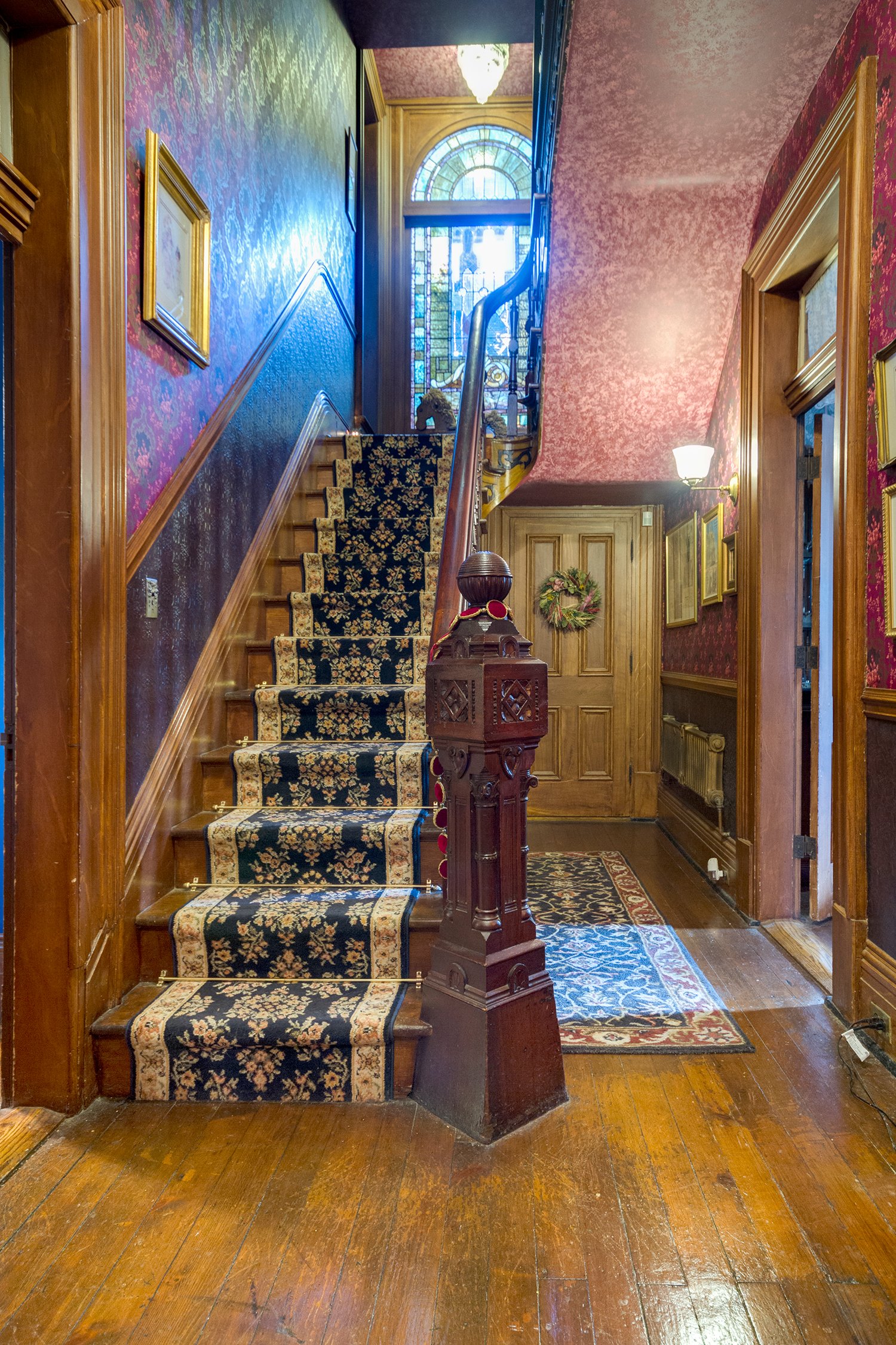 Montgomery Mansion Bed & Breakfast-官方