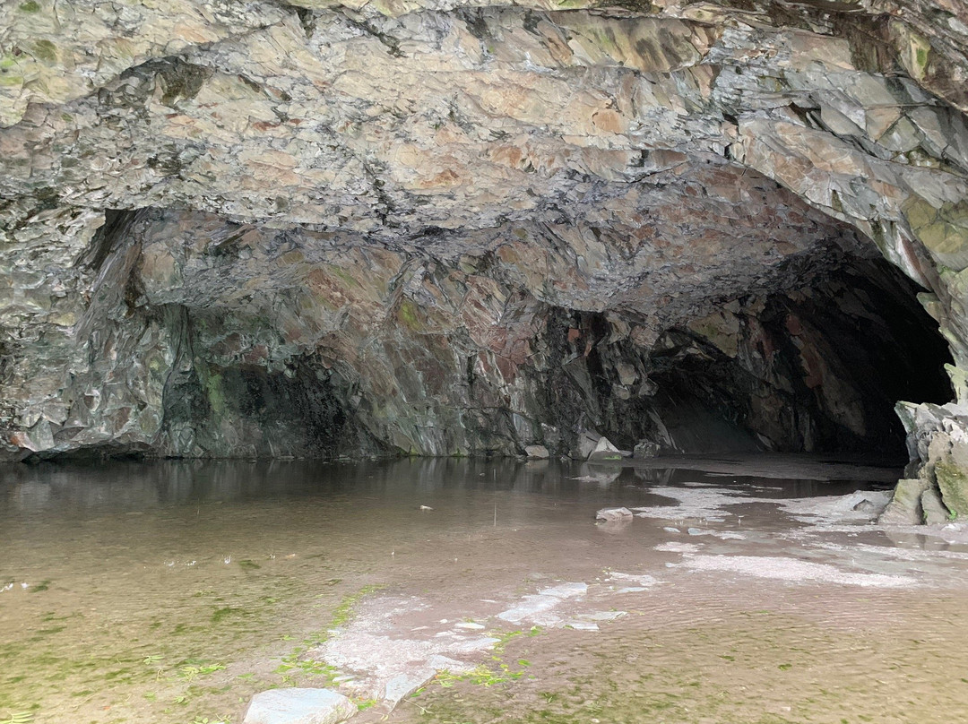 Rydal Cave景点图片