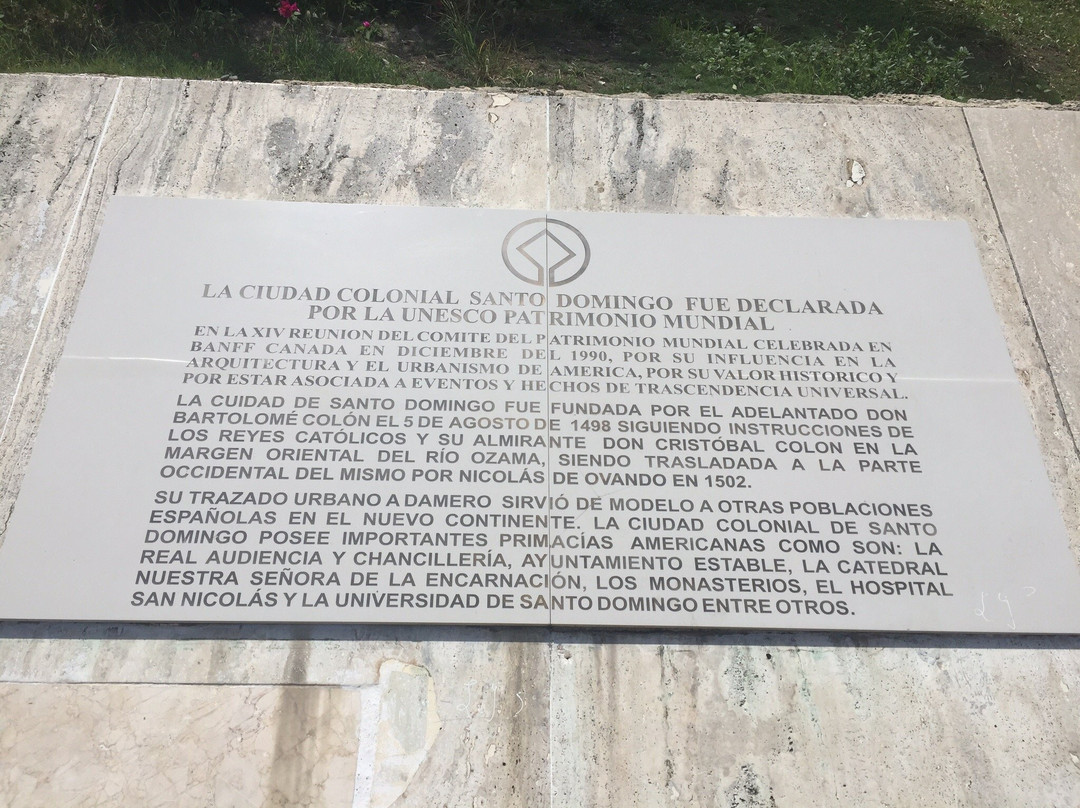 Statue of Nicolas de Ovando-圣多明哥必去景点