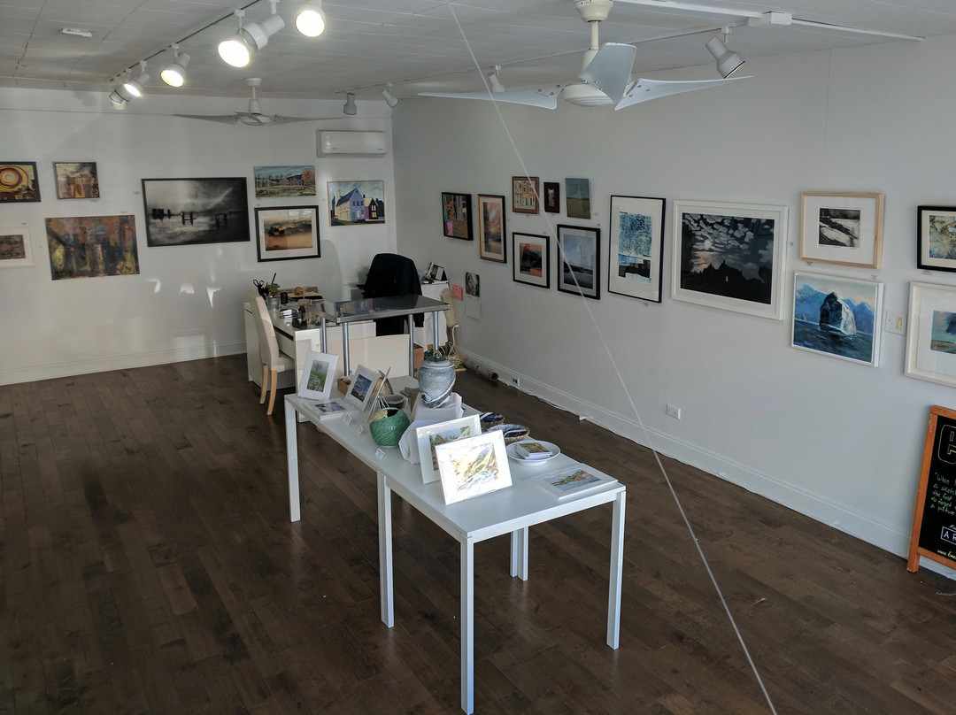 Emerge Gallery & Art Space-Saugerties必去景点