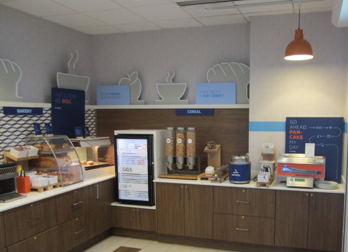 Holiday Inn Express & Suites Victoria - Colwood-餐饮