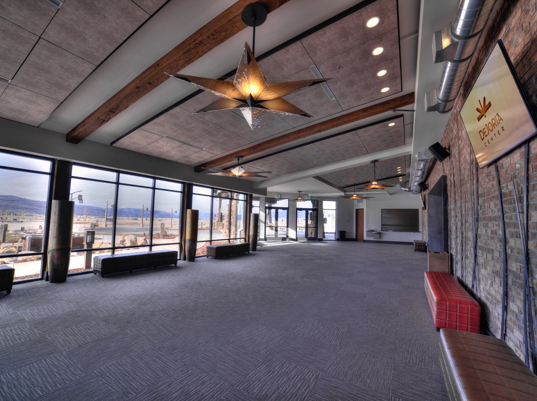 DeJoria Center-Kamas必去景点