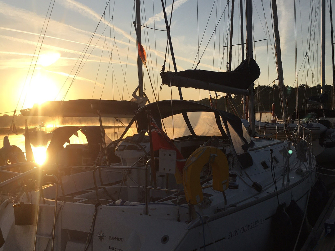 Hamble School of Yachting景点图片