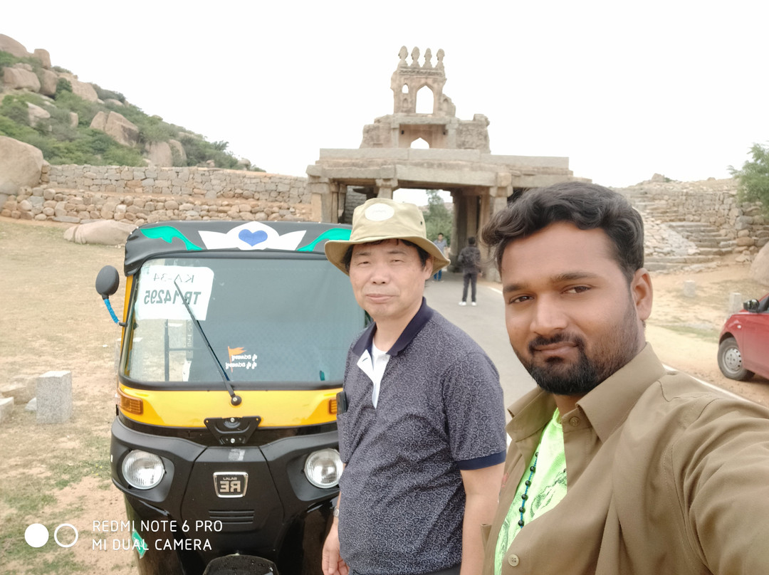 Rock Shiva Rickshaw Driver Taxi Hampi & Services景点图片