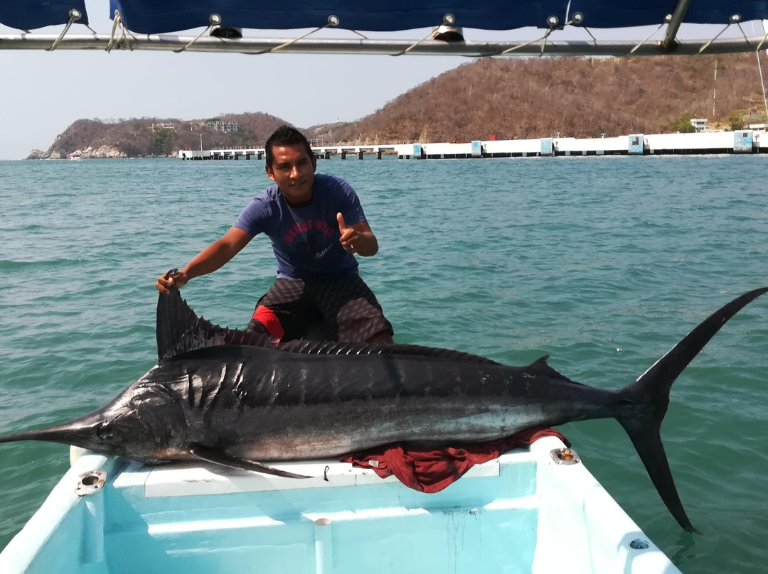 Gabriel sport fishing & bay tours-Crucecita必去景点