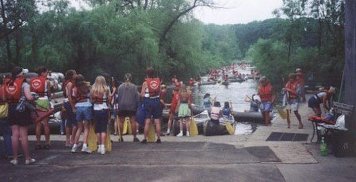 Heavner Canoe & Kayak Rental-Milford必去景点