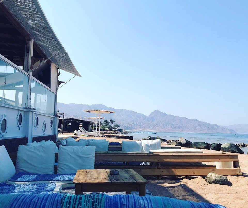 Mood Beach Cafe & Restaurant