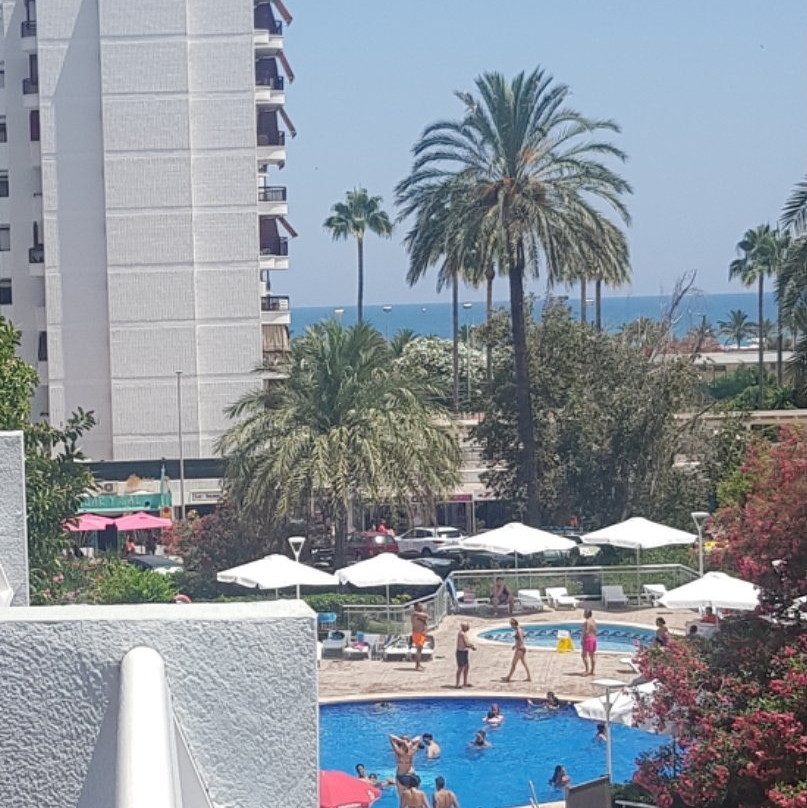 三只锚酒店主图