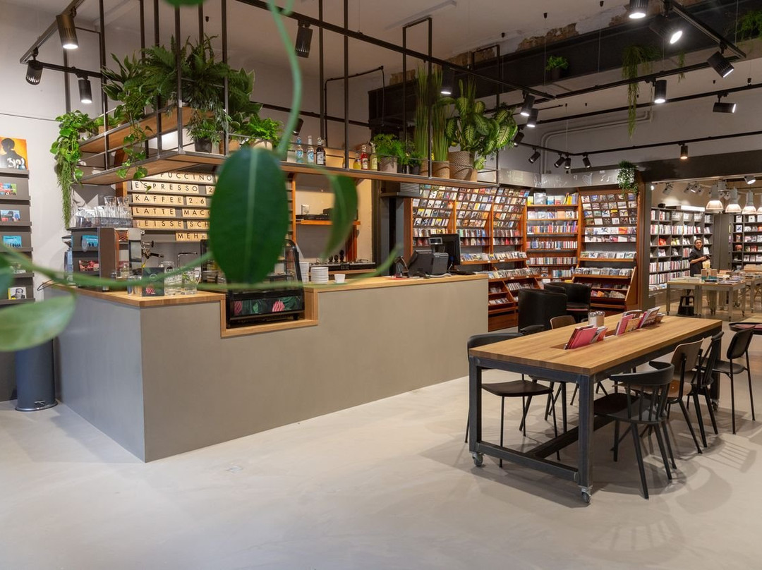SALON in der Buchhandlung Reuffel