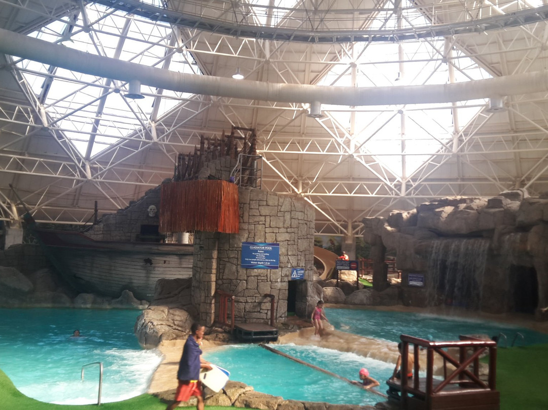 Aquadome at Emerald Resort景点图片