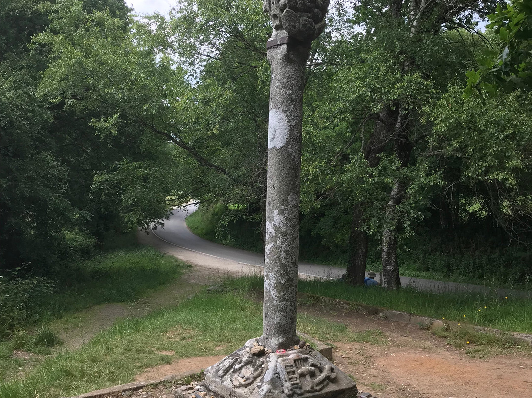 Cruceiro de Lameiros-Monterroso必去景点