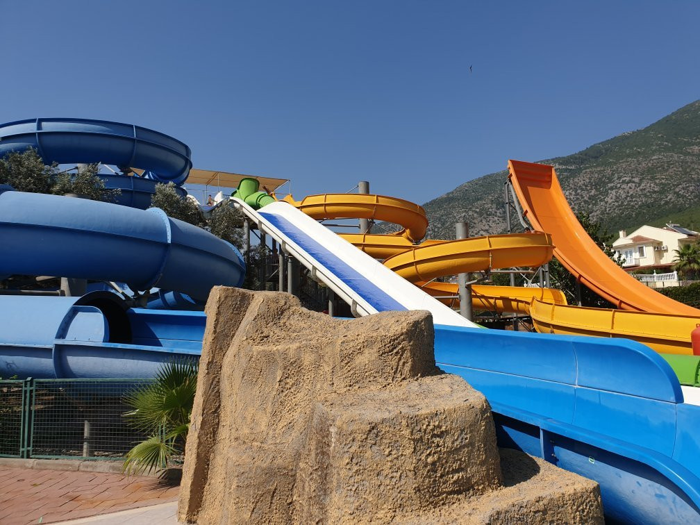 The Grand Ucel Aqua Park景点图片