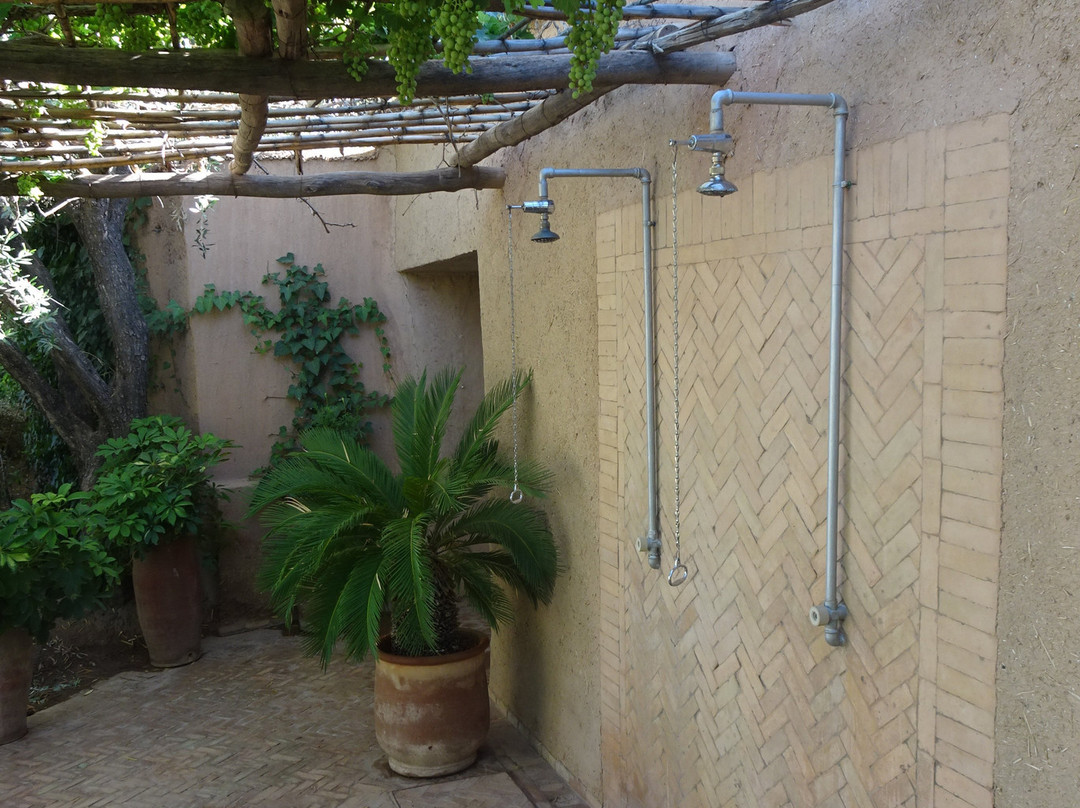 达阿拉姆酒店主图