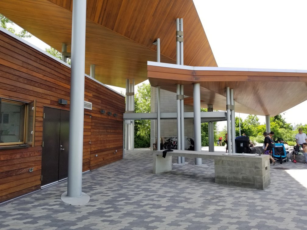 Corktown Common-多伦多必去景点