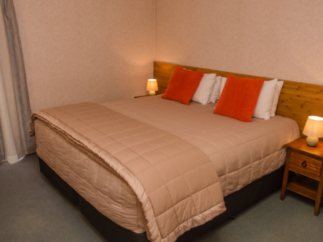 Cedar Lodge Motel主图