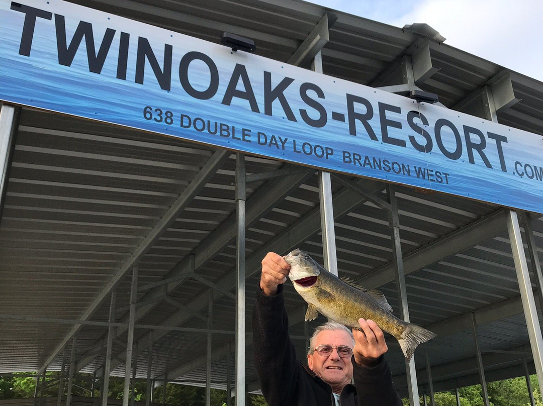 Twin Oaks Table Rock Lake Resort主图