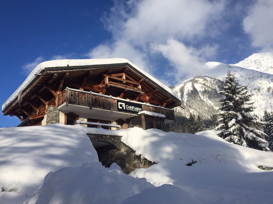 Cold Fusion Chalets主图
