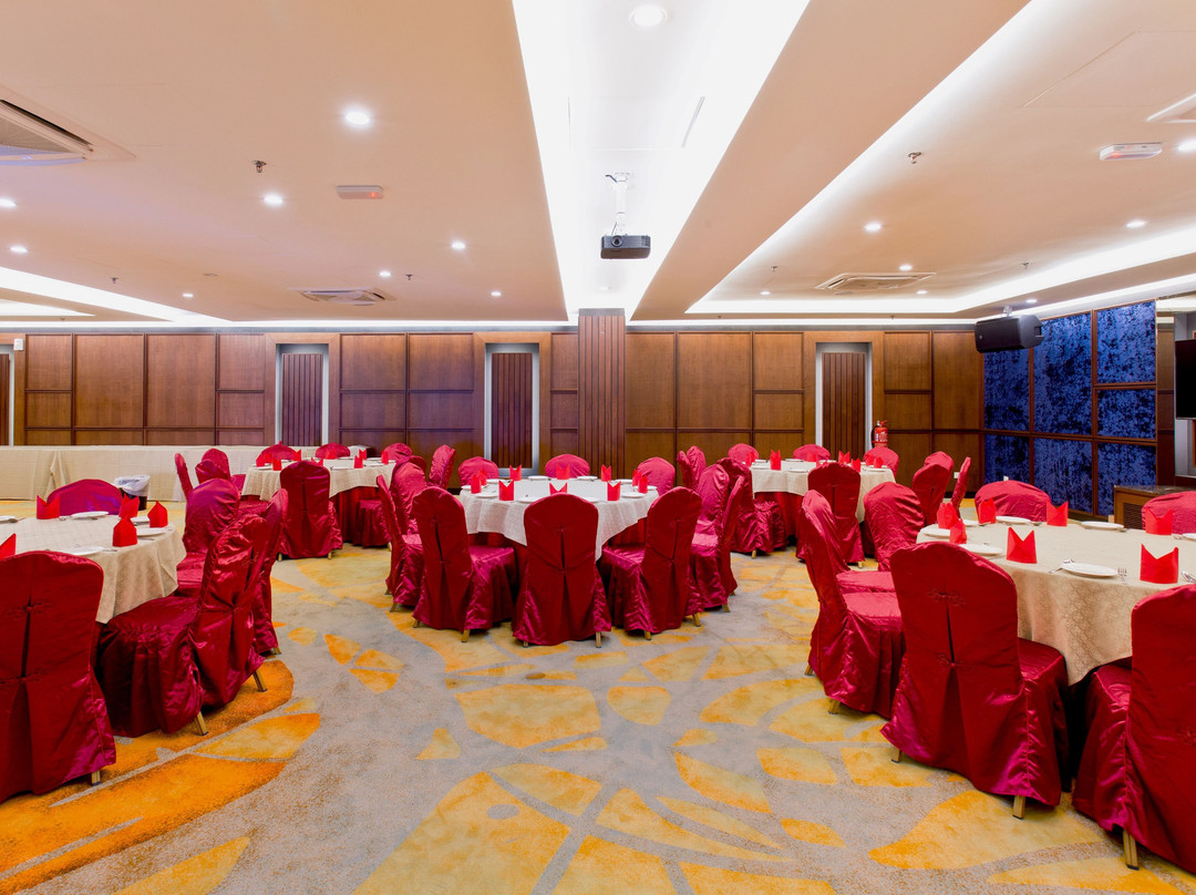 Multi Function Convention Center (MFCC)景点图片