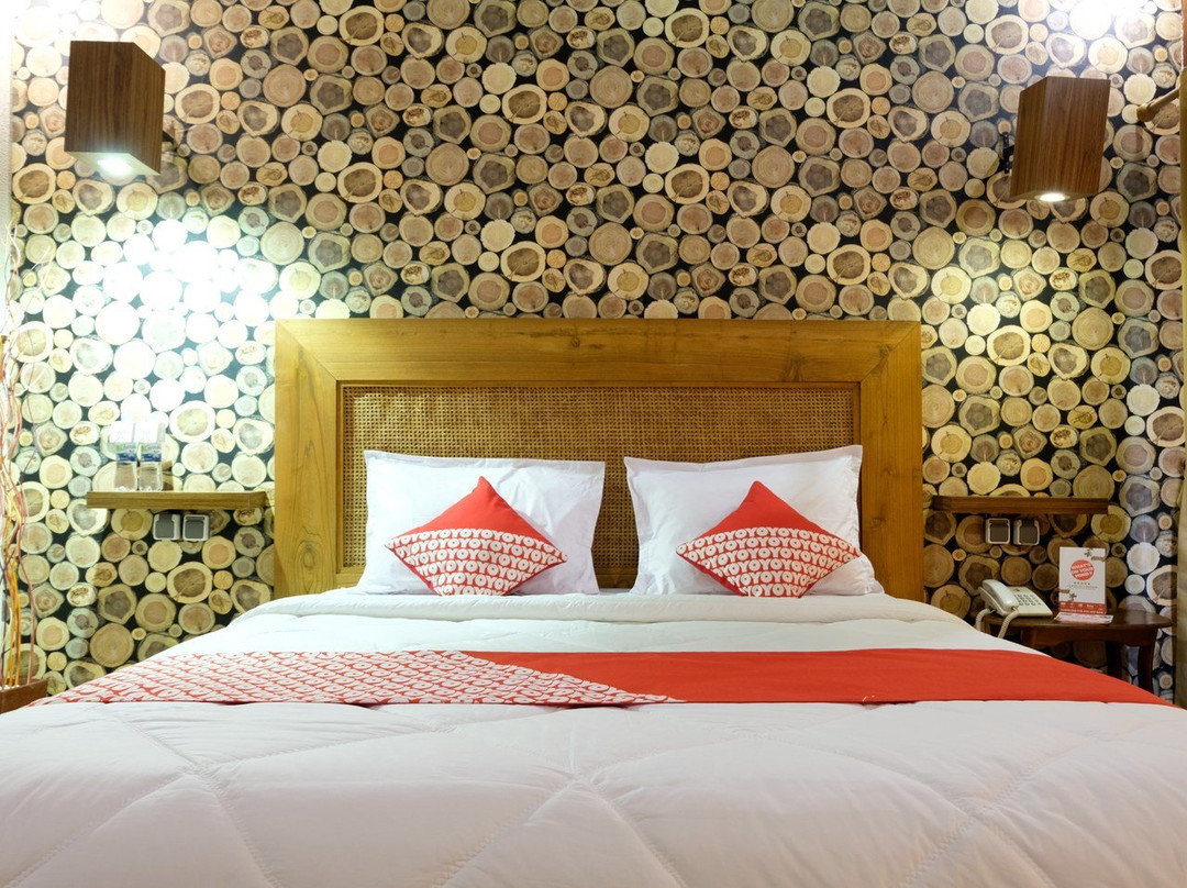 Green Asri Hotel主图