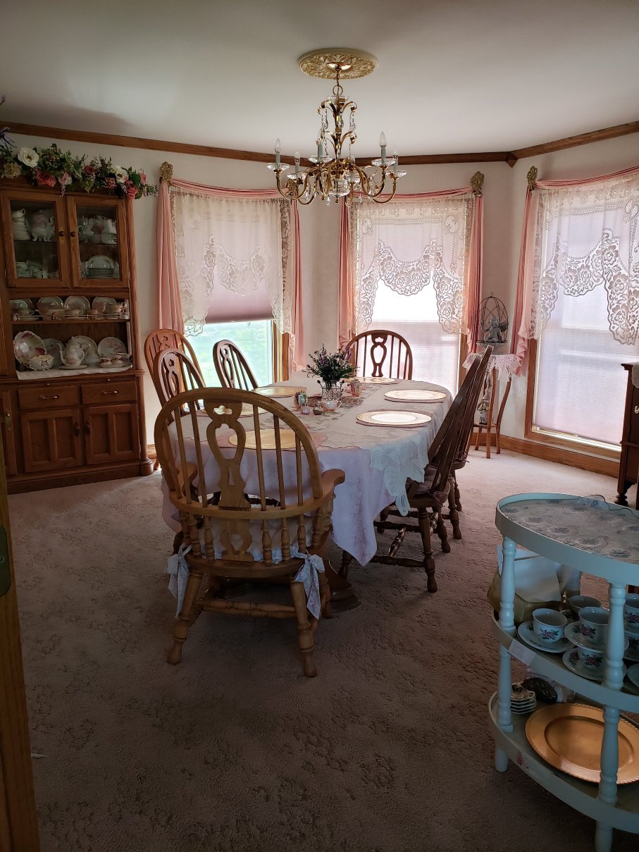 Cameo Rose Victorian Country Inn-餐饮