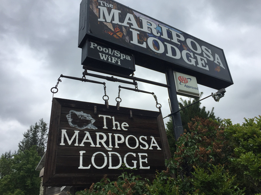 马里波萨旅馆主图