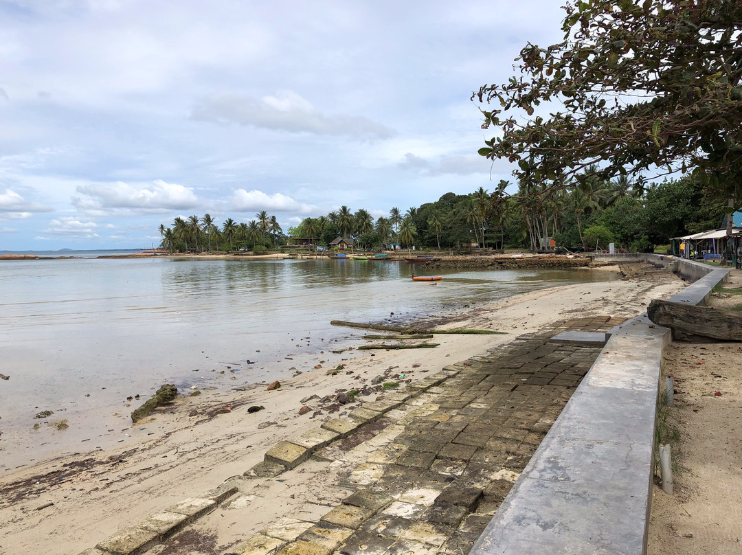 Melayu Beach景点图片