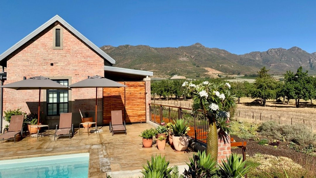 Vineyard Views Country House主图