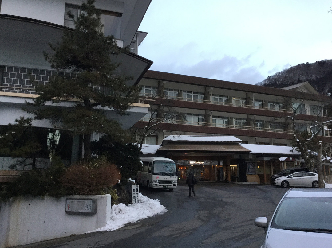 四万格兰大酒店主图