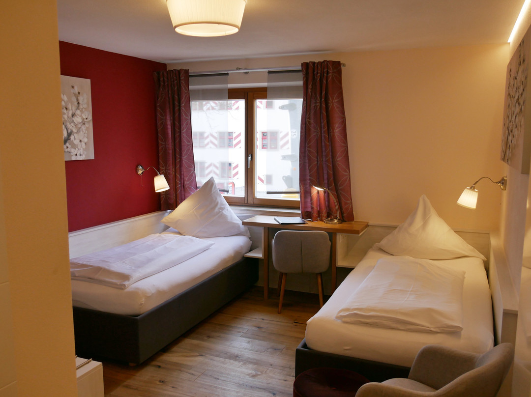 Zum Schloss - Hotel & Restaurant主图