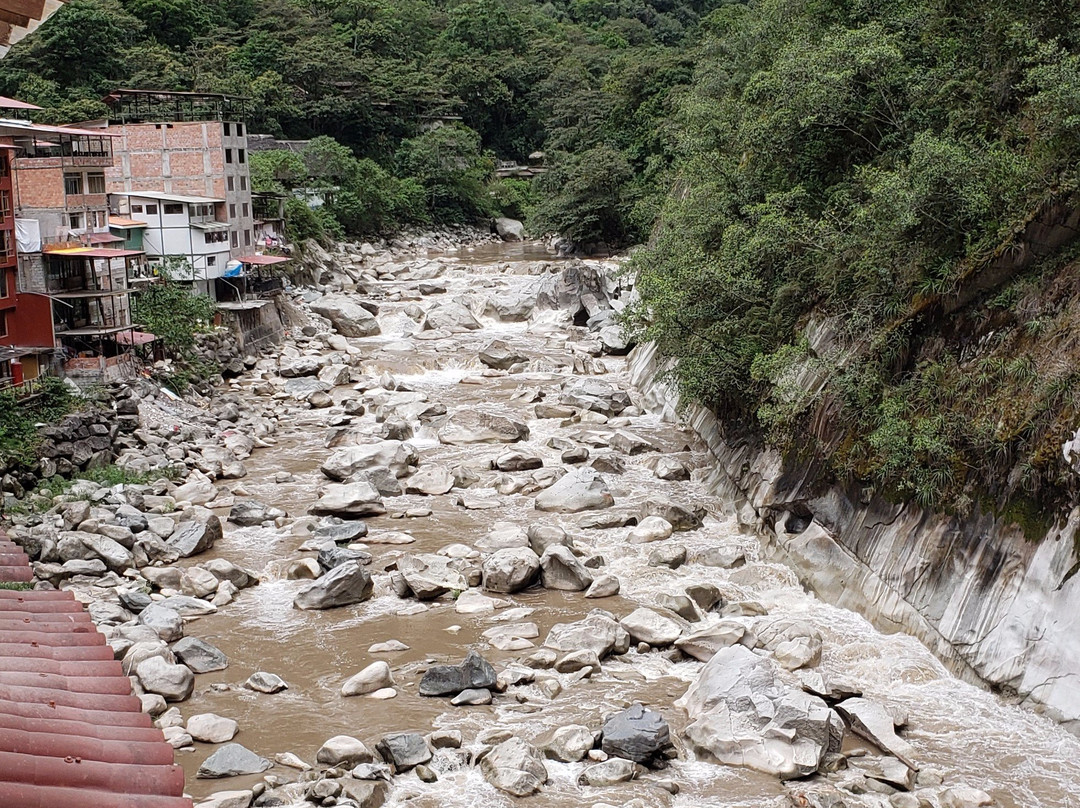 卡萨得索尔麦池皮池酒店主图