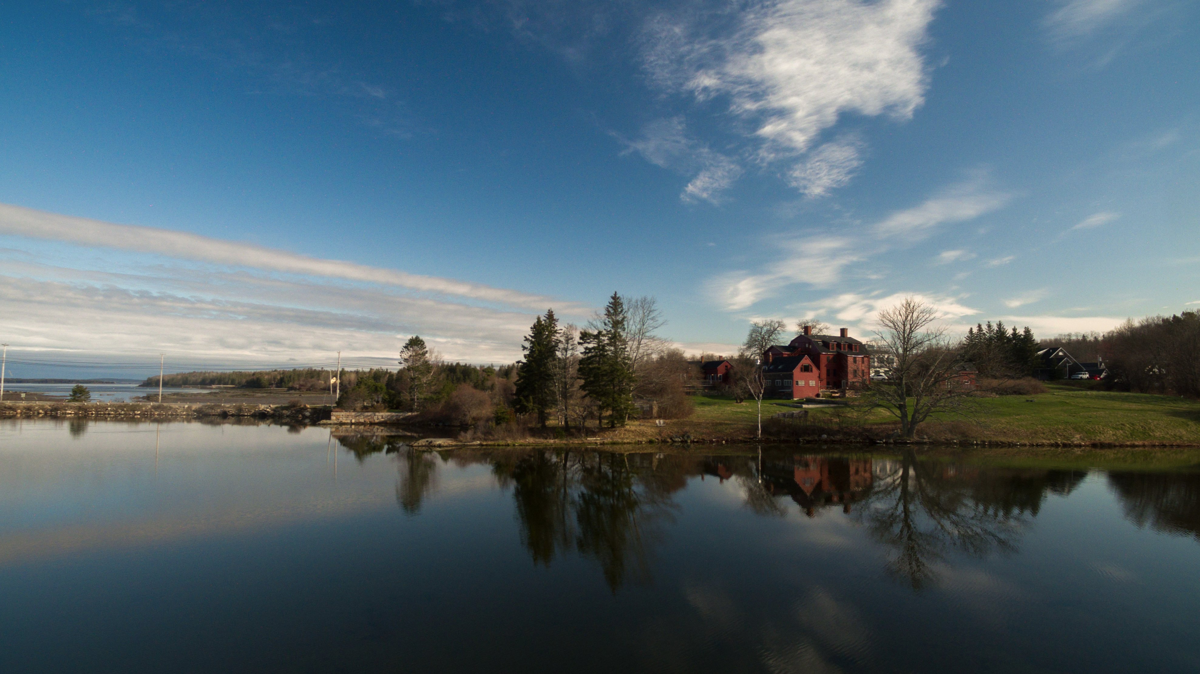 Pilgrim's Inn-官方