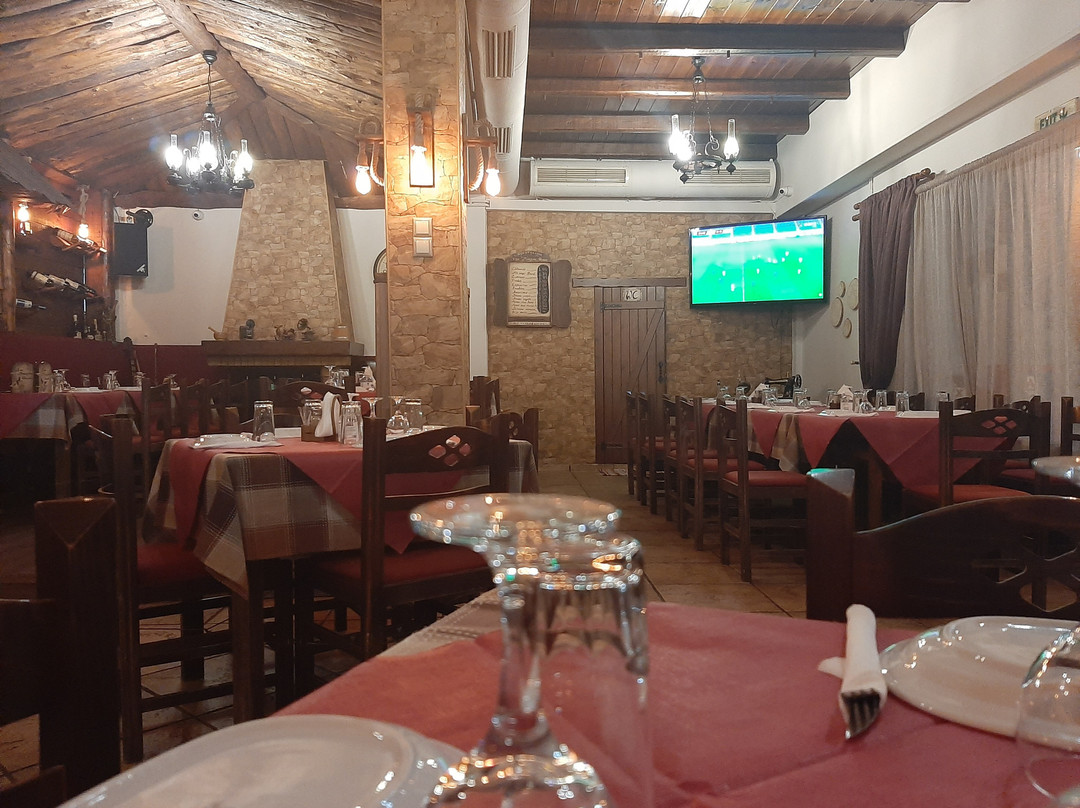 Psistaria-Taverna-Mezedopoleio Stou Barmpa Thoma