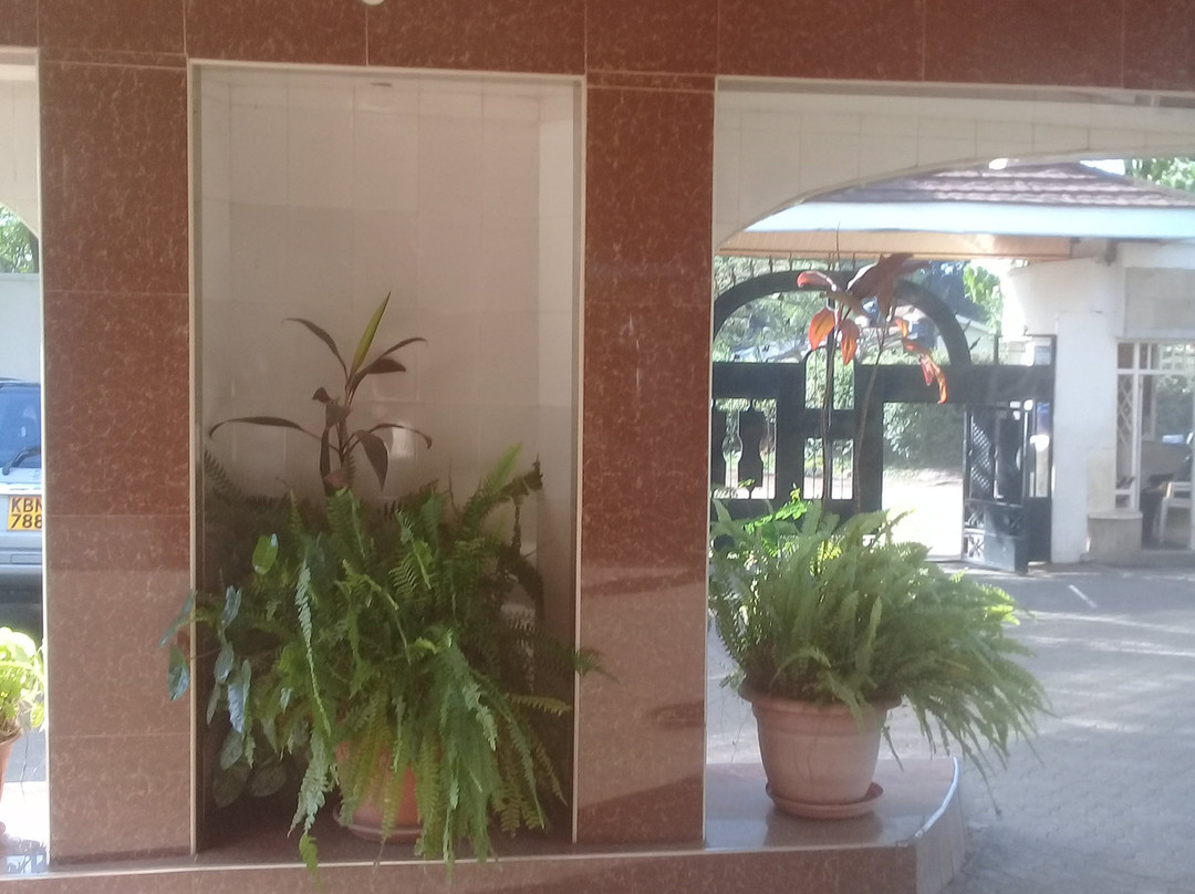 Royal City Hotel - Garden主图