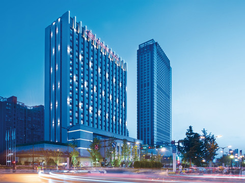 杭州钱塘皇冠假日酒店主图