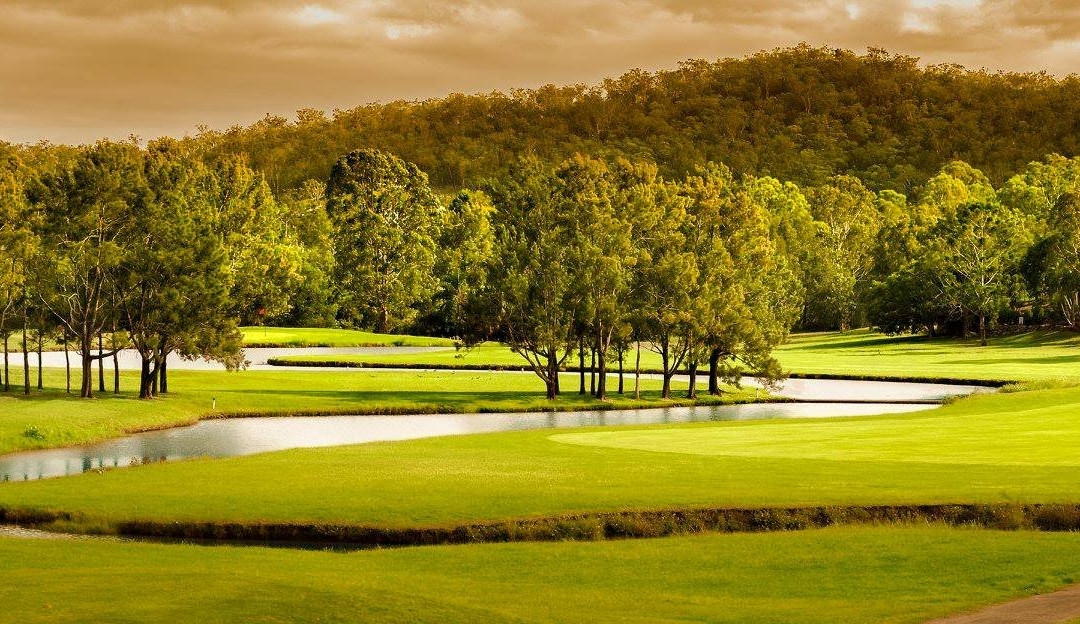 Windaroo Lakes Golf Course景点图片