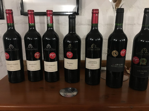 Mitre's Edge Wine Estate