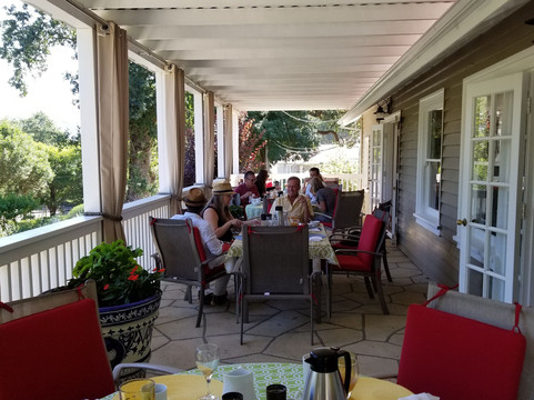 Meadowlark Country House & Resort主图