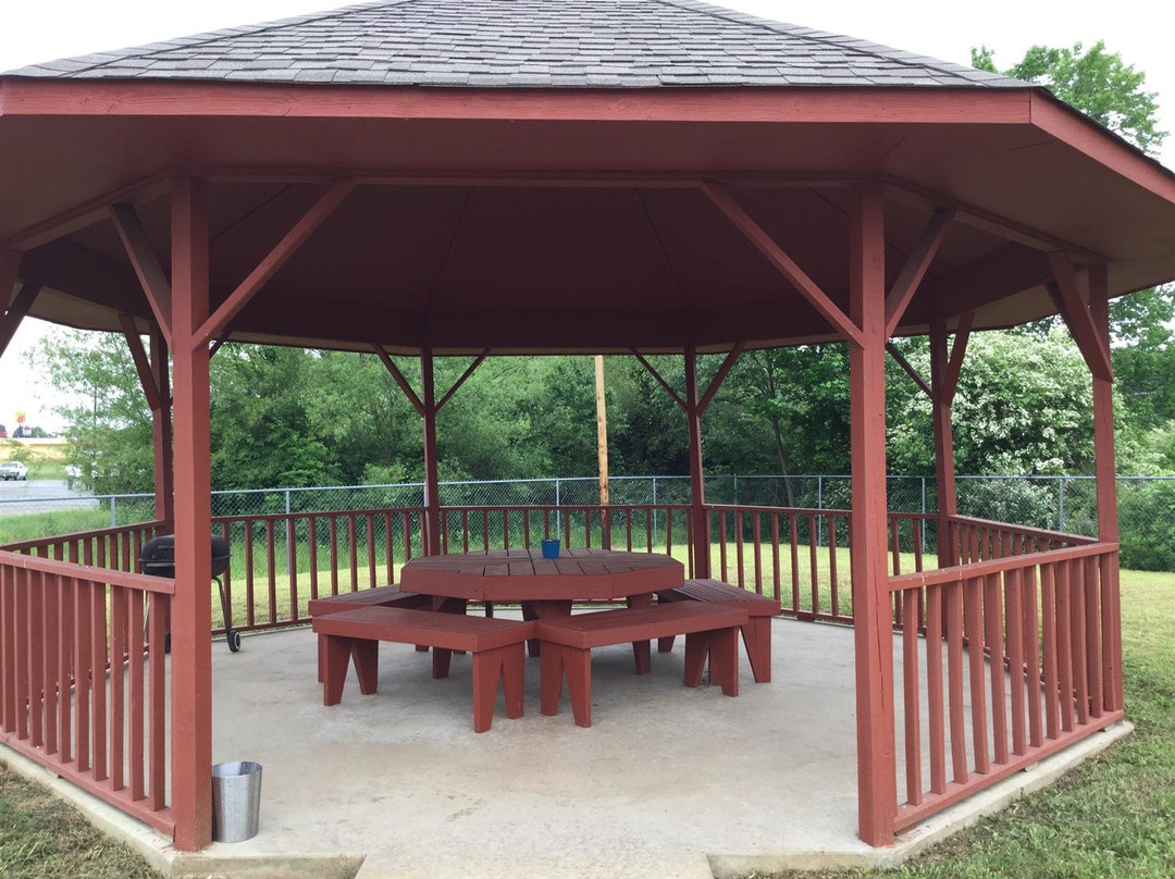 Americas Best Value Inn Cabot主图