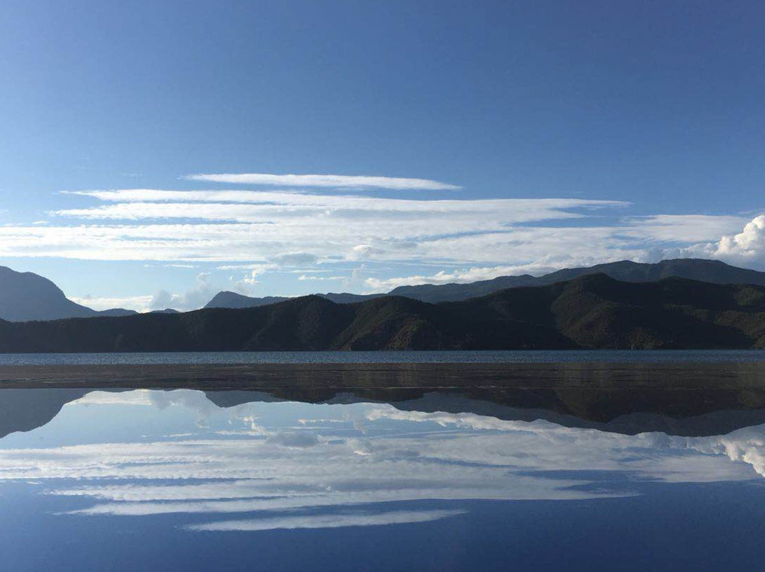 普若瓦蓝酒店主图