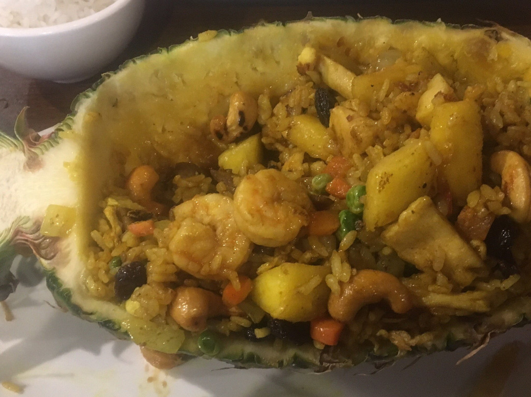 Greenwell Springs餐馆和美食-Lee's Asian Fusion