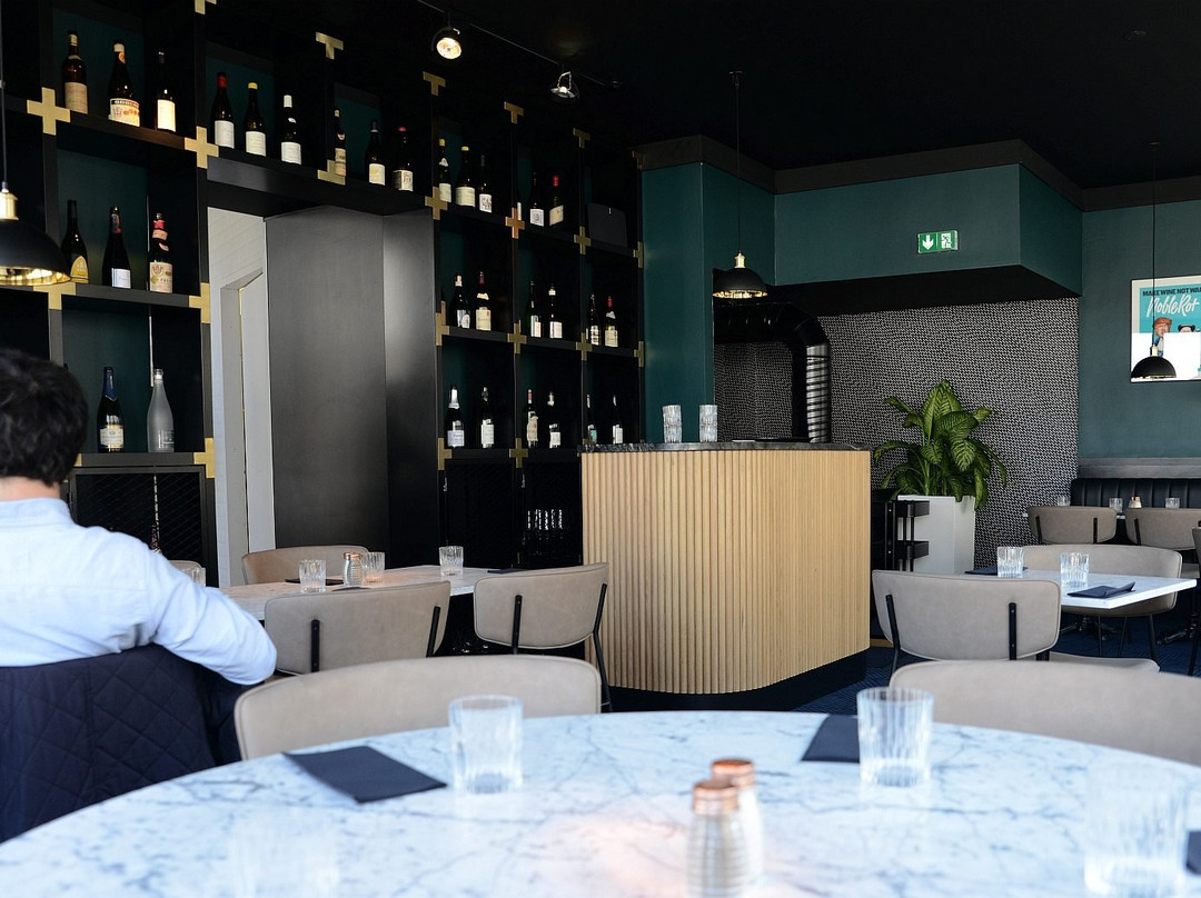 Sacre Bistro