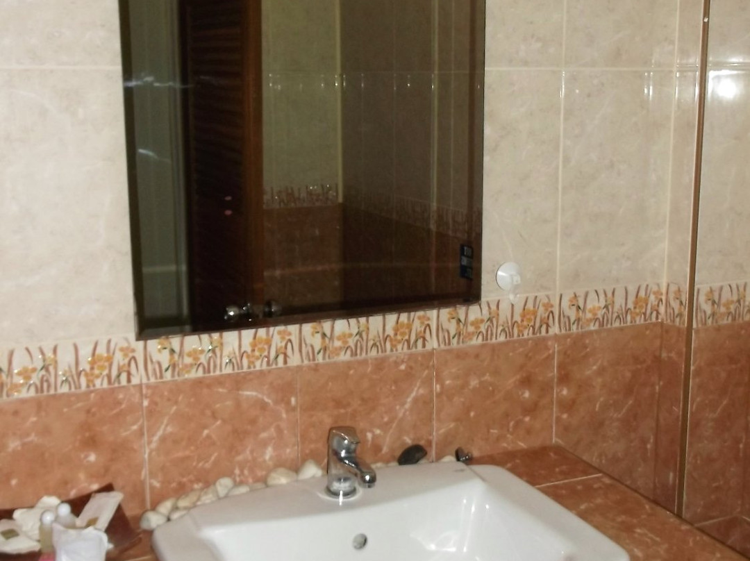 兰达海滨度假村主图