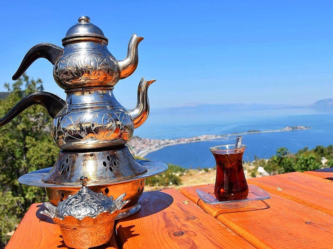 Egirdir餐馆和美食-akpınar kartal Seyir Tepesi
