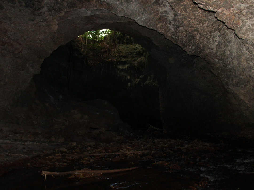 Hinayagan Cave-比斯利格必去景点