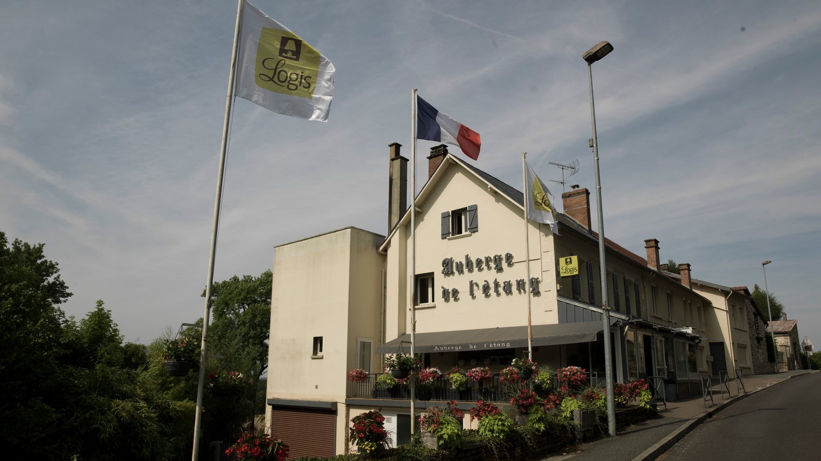 Logis Auberge de l'Etang-官方