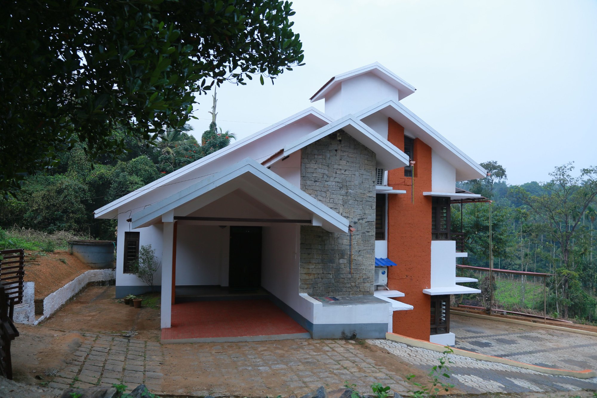 Select Rooms Wayanad-浴室