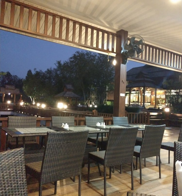 Moon Terrace Resort & Hotel主图